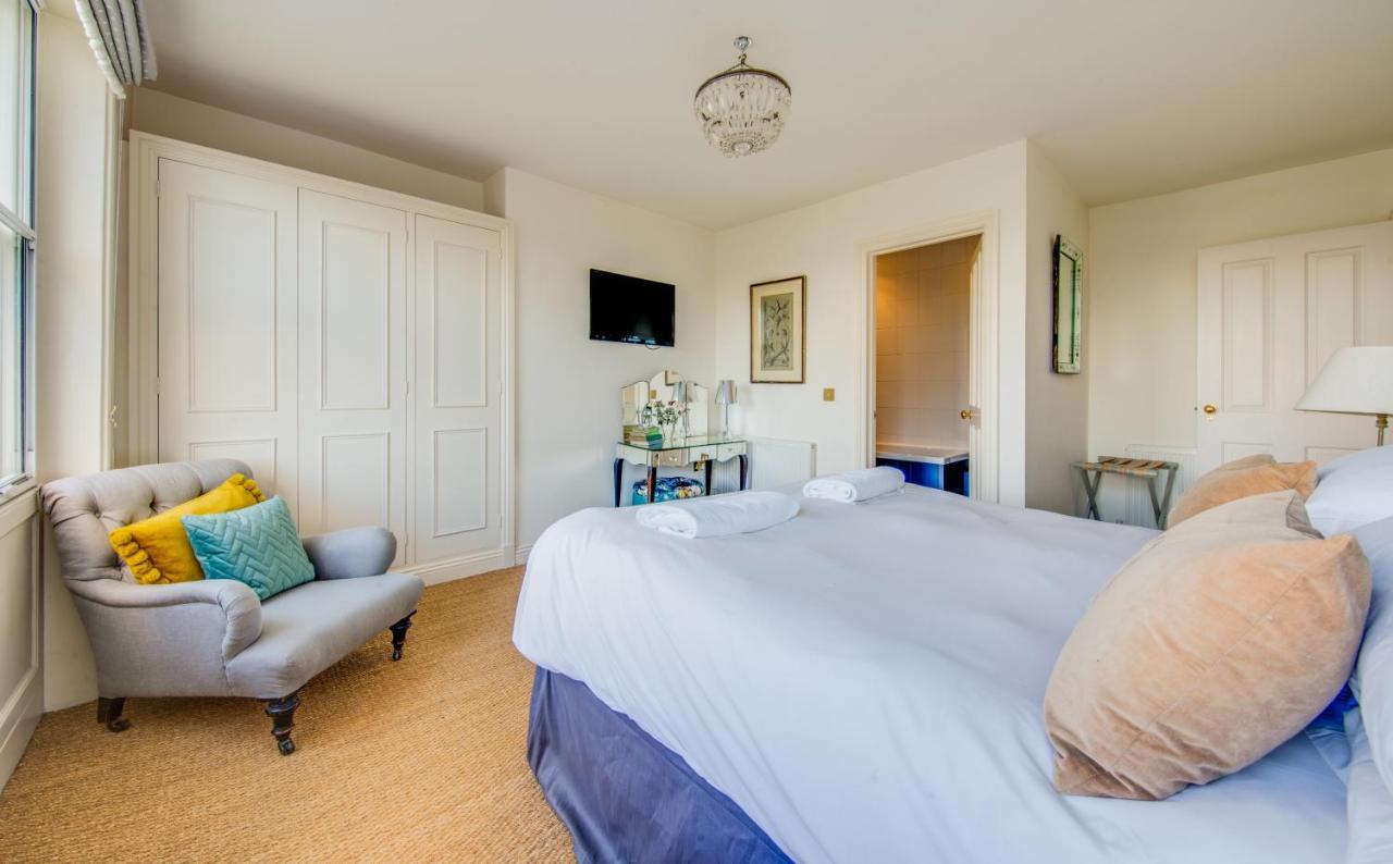 첼튼엄 The Montpellier Townhouse 빌라 외부 사진