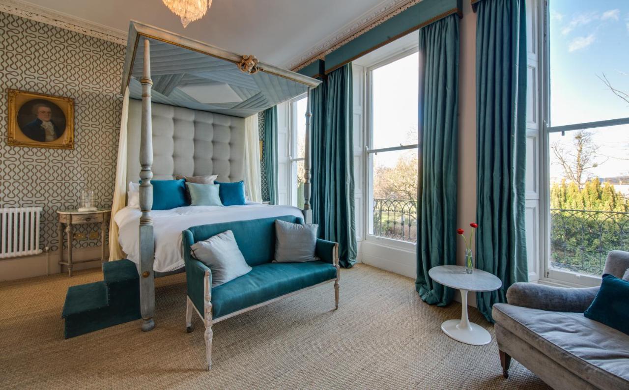 첼튼엄 The Montpellier Townhouse 빌라 외부 사진