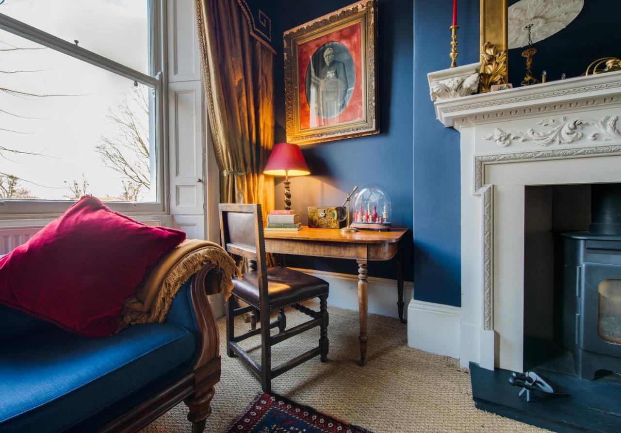 첼튼엄 The Montpellier Townhouse 빌라 외부 사진