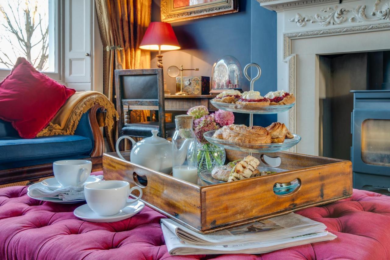 첼튼엄 The Montpellier Townhouse 빌라 외부 사진