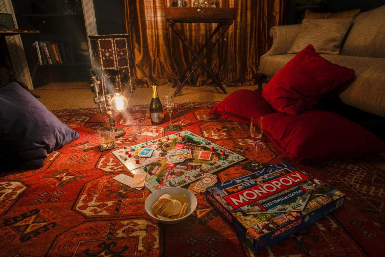 첼튼엄 The Montpellier Townhouse 빌라 외부 사진